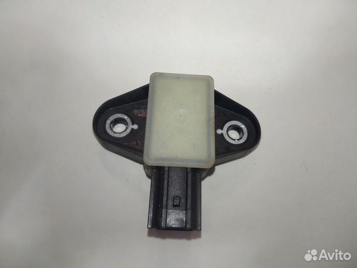 Датчик airbag Volkswagen Tiguan 5N1 2007-2011г