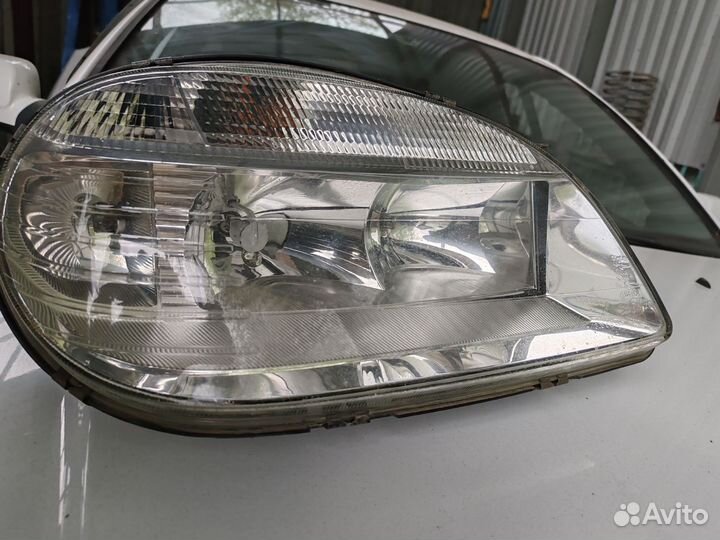 Фара правая шевроле нива стеклянная