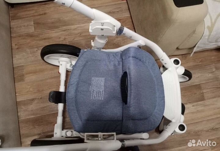 Коляска 2 в 1 adamex