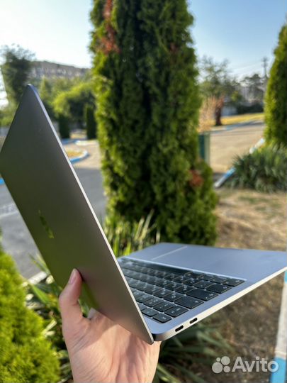 Apple MacBook air 13 2020 m1 8gb 256