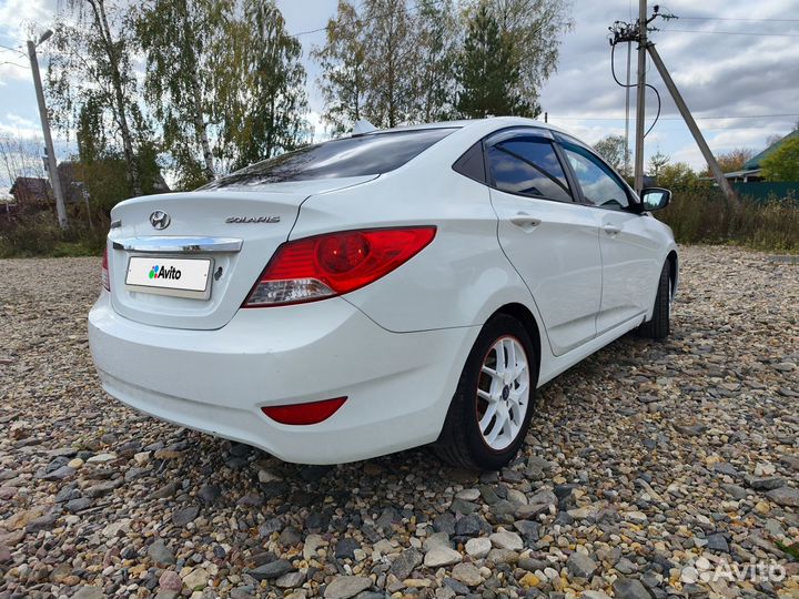 Hyundai Solaris 1.6 AT, 2011, 153 732 км