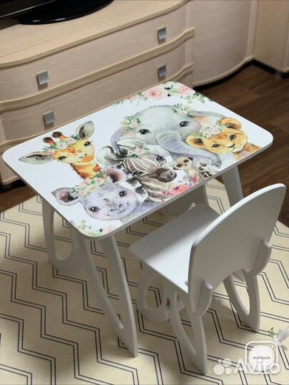 Детский стол и стул новый с рисунком