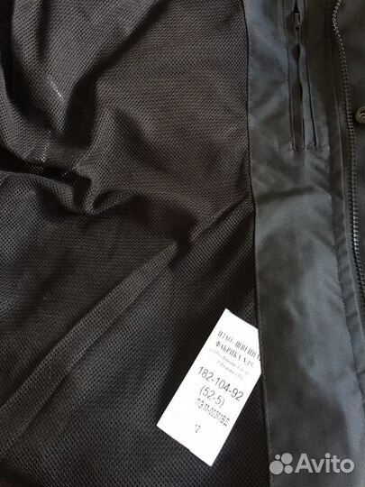 Чёрный костюм для охраны и отдыха