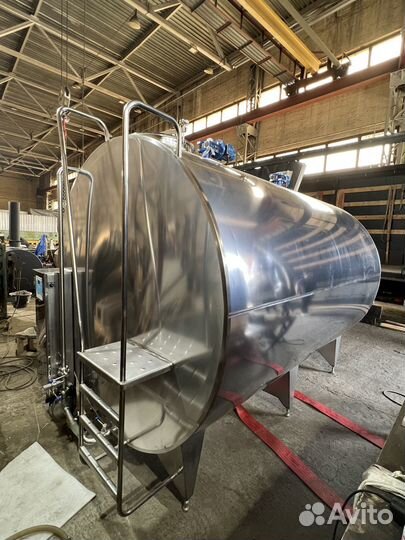 Танк охладитель молока