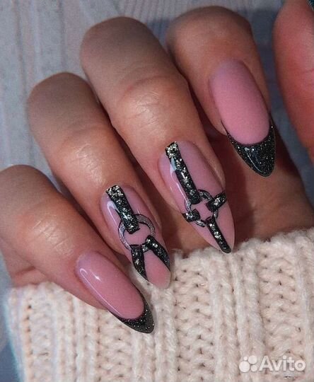 Маникюр и педикюр