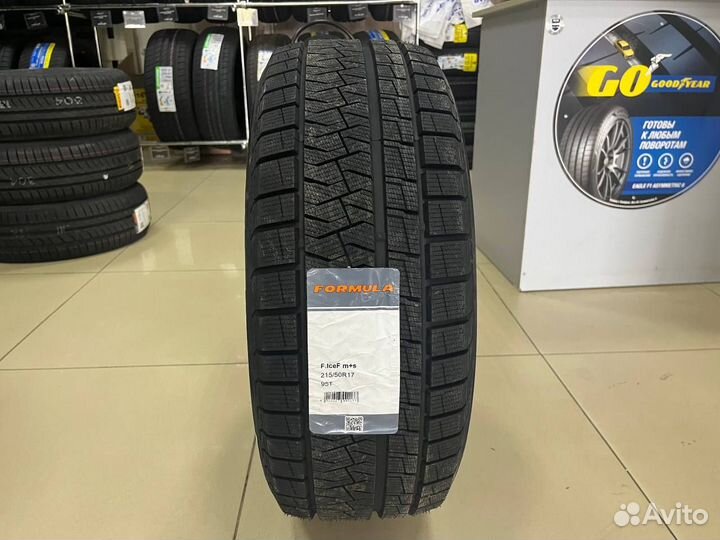 Pirelli Formula Ice FR 215/50 R17 95T