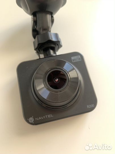 Видеорегистратор navitel R200