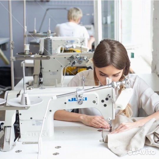 Швея универсал