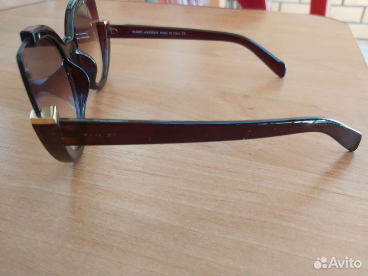 Солнцезащитные очки