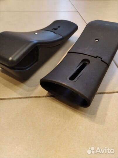 Крепления для поперечины на рейлинги Рав4