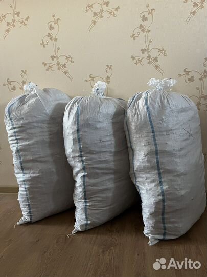 Сено в мешках