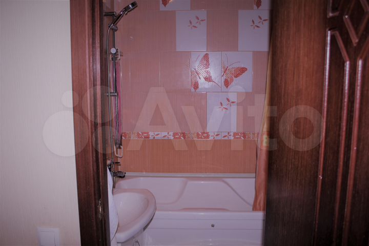 3-к. квартира, 70 м², 2/16 эт.