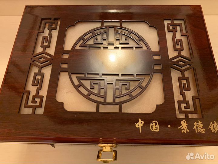 Фарфоровый сервиз