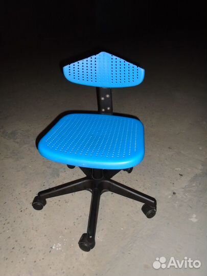 Компьютерное кресло