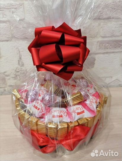 Сладкие букеты из конфет