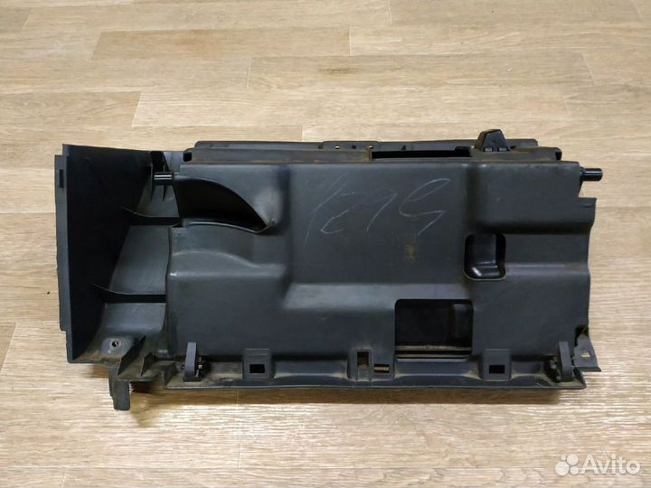 Бардачок Nissan Primera P11 (1995-2002)