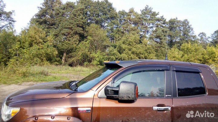 Козырек лобового стекла Toyota Tundra