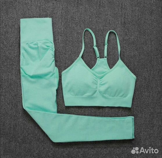 Костюм для фитнеса