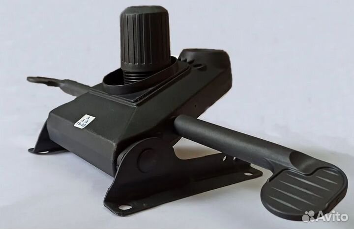 Кресло на запчасти: мултиблок, крестовина, ролики