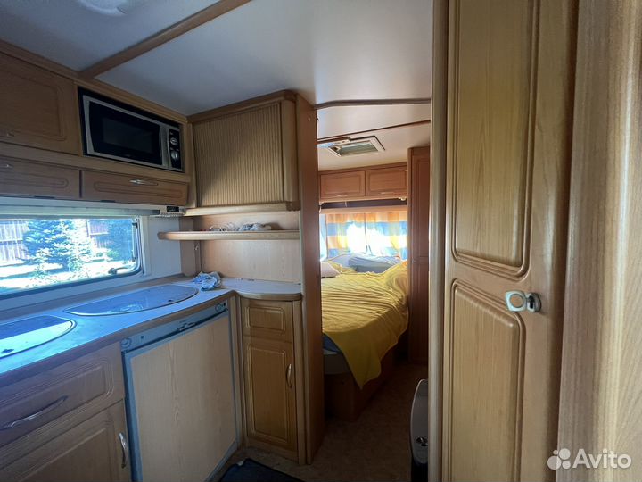 Альковный Ford E450, 2004