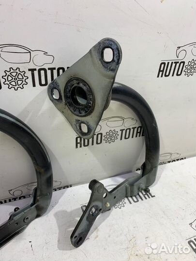 Петли багажника Bmw 745 E65 N62B44 2004