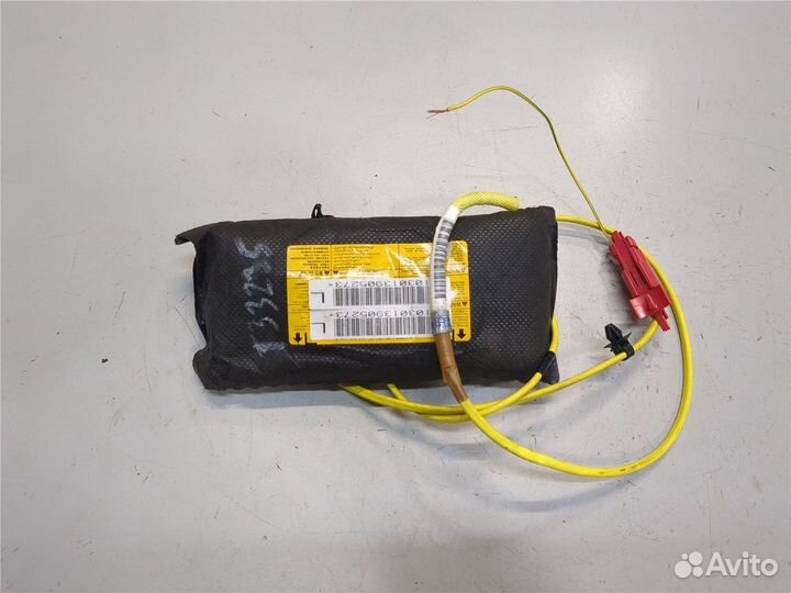 Подушка безопасности в сиденье Mitsubishi Grandis