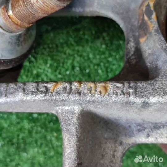 Кулак задний правый Mercedes-Benz Gle-Class W166