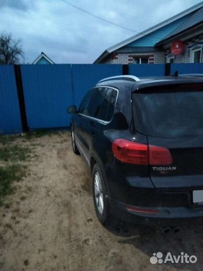 Volkswagen Tiguan 2.0 AT, 2011, 253 400 км