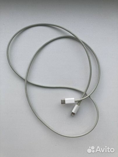 Зарядка на iPhone 20w