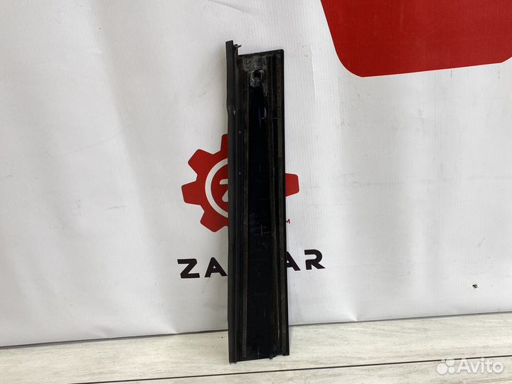 Lexus Rx4 накладка стойки двери