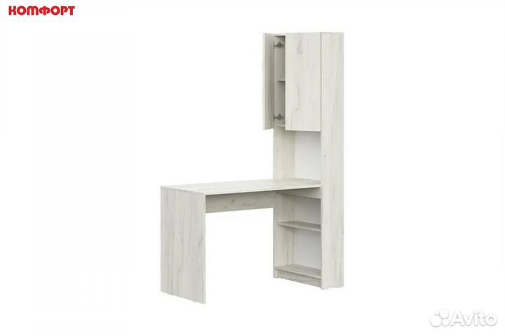 Письменный стол со стеллажом