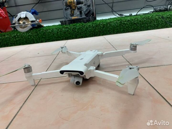 Квадрокоптер квадракоптер Xiaomi Fimi x8 SE