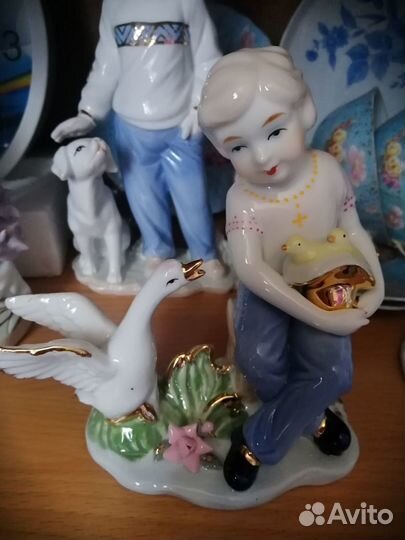 Фарфоровые статуэтки