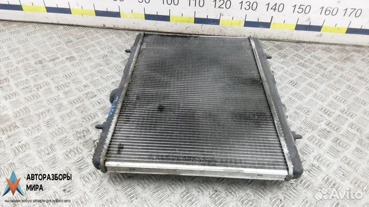 Радиатор (основной) Peugeot 5008 2010 1330W2