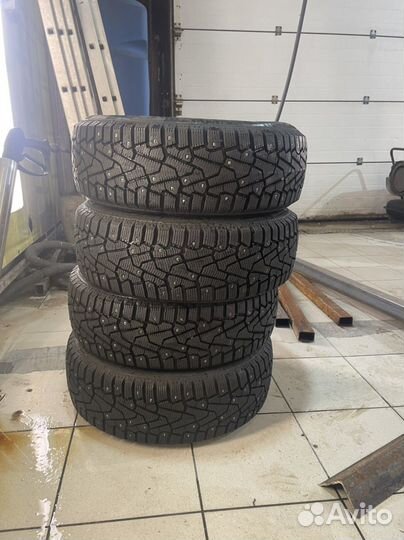 Pirelli Ice 195/60 R15