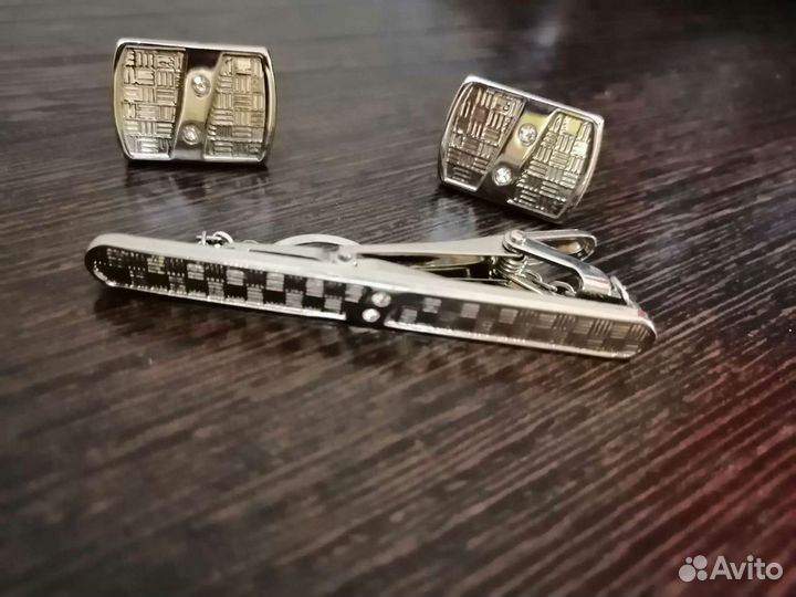 Мужские запонки с зажимом
