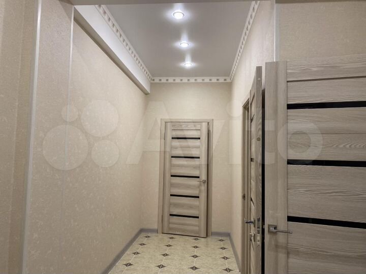 3-к. квартира, 78 м², 1/9 эт.