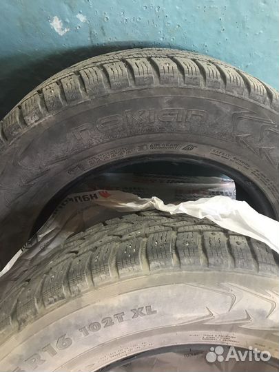 Nokian Tyres Hakkapeliitta 7 215/65 R16 102T