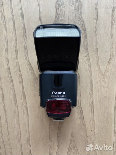 Вспышка камеры Canon Speedlite 430EX II