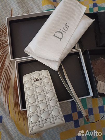 Чехлы для iPhone 5s dior и chanel paris