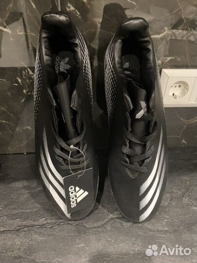 Футбольные бутсы adidas новые