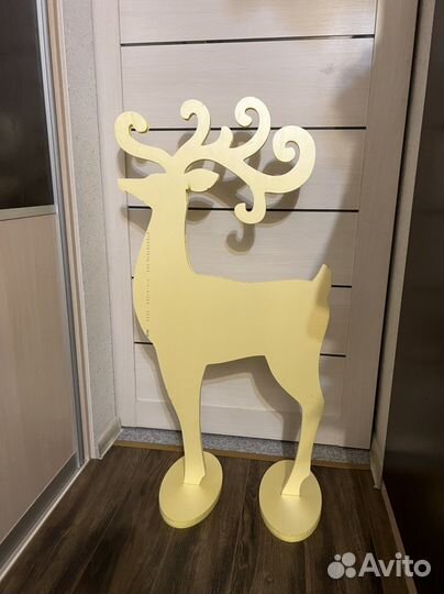 Новогодняя декорация олень