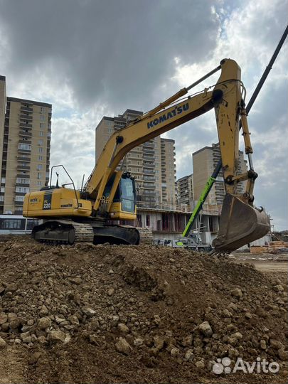 Гусеничный экскаватор Komatsu PC220LC-8M0, 2019