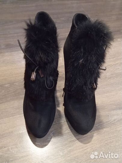 Ботильоны зимние 38 размер новые