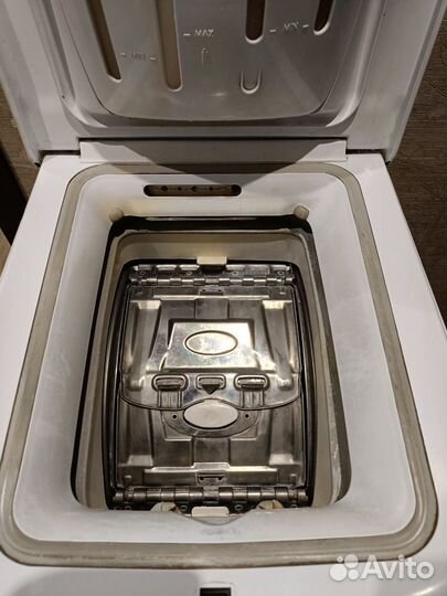 Стиральная машина с вертикальной загрузкой