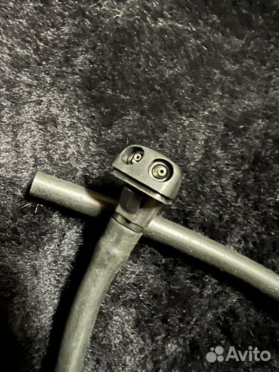 Форсунка омывателя лобового стекла Паджеро 4