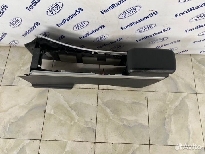 Подлокотник левый Mazda Cx-7 ER 2.3 (L3-VDT) 2007