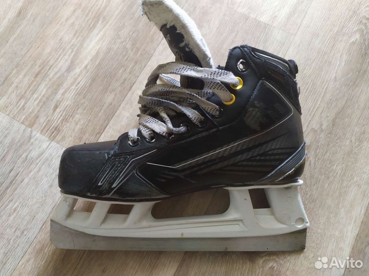 Хоккейные коньки bauer 160, размер 5