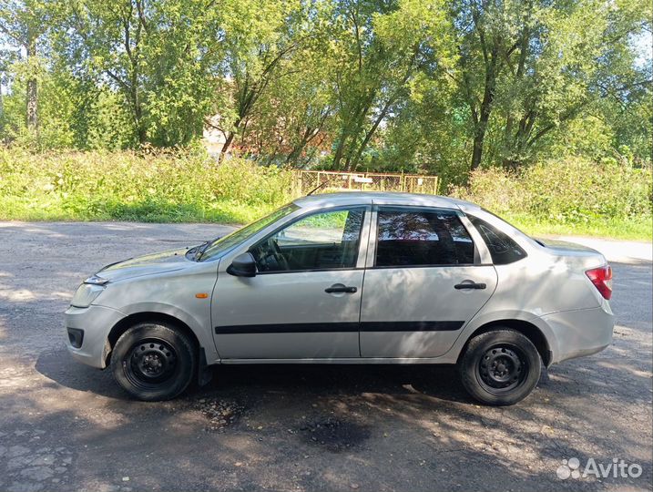 LADA Granta 1.6 МТ, 2015, 230 000 км