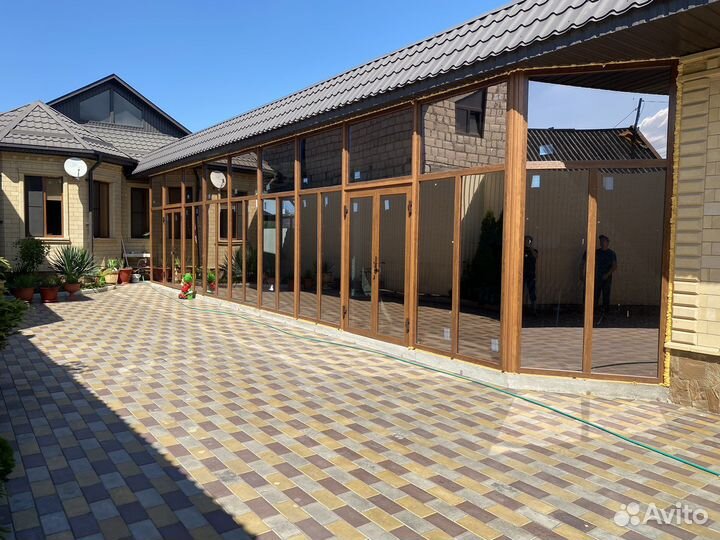 Алюминиевый окон двери